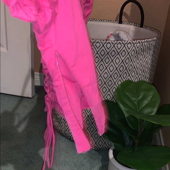 Hot pink crop top - Picture 4 of 5